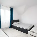 Beach Front Home In Miciszewice With Sauna Дом отдыха