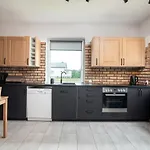 Дом отдыха Beach Front Home In Miciszewice With Sauna