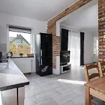 Beach Front Home In Miciszewice With Sauna Дом отдыха Msciszewice