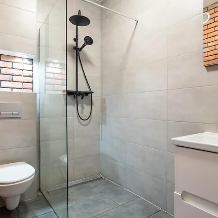 Dom wakacyjny Amazing In Miciszewice With Sauna Msciszewice